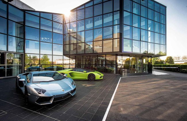 Ferrari & Lamborghini Private Day Tour with Lunch - Foto 2