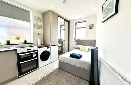 Unique Modern, Private Apartment,15 Mins To Central London - Photo 21