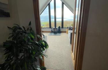 Switha - Luxury home in Stromness, Orkney with outstanding views and hot tub - Photo 8