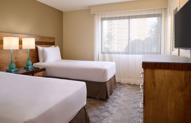 Aston Waikiki Beach Tower - Photo 9