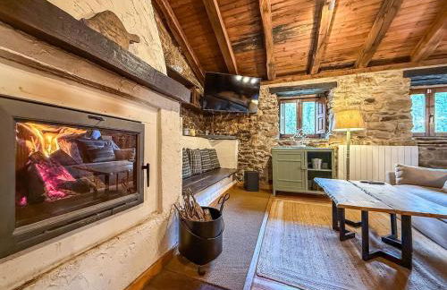 Cabaña La Gurueba, frente rio y cascada - Foto 60