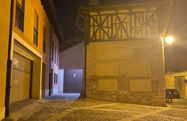 El palacio de Juana - Photo 43