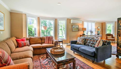 Large Kennebunk Home, Walk to Beach Less Than 2 Mi to Town - Foto 2