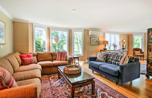 Large Kennebunk Home, Walk to Beach Less Than 2 Mi to Town - Foto 2