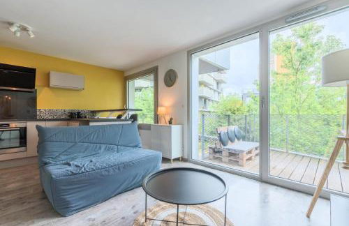 Apartment near metro with parking & balconies - Foto 1