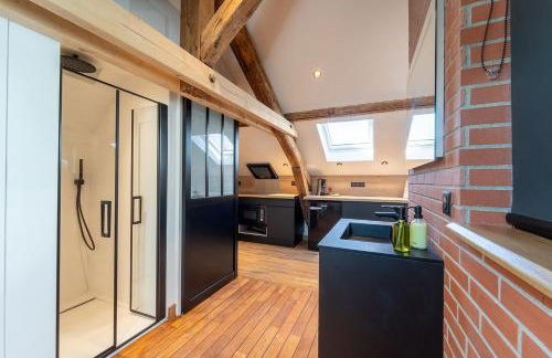 Evasion chic, spa et sauna sous les toits - Foto 11