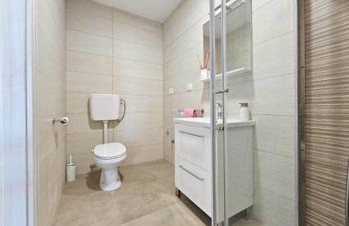 Dani Studio 3 - Photo 6