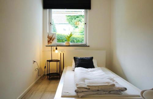 Erholsames Wohnen für 6 Personen-Parkplatz-Waschmaschine-Garten - Foto 15