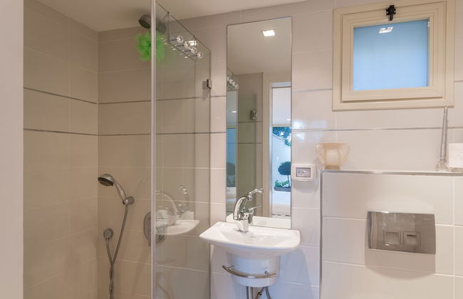 Luxurious Villa with great location - Foto 36