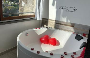 La casa nel Borgo Sospeso "con vasca e vista panoramica" - Foto 13