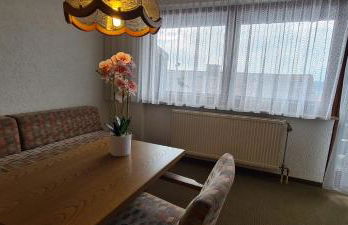 Doppelzimmer Heimatliebe mit schönem Balkon - Pension Hauber - Foto 2