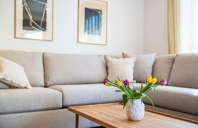 Sea Eagles Landing by Revelstoke Vacations - Photo 16