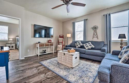 Dreamy Windsor Home with Grill about 3 Miles to Lake! - Foto 1