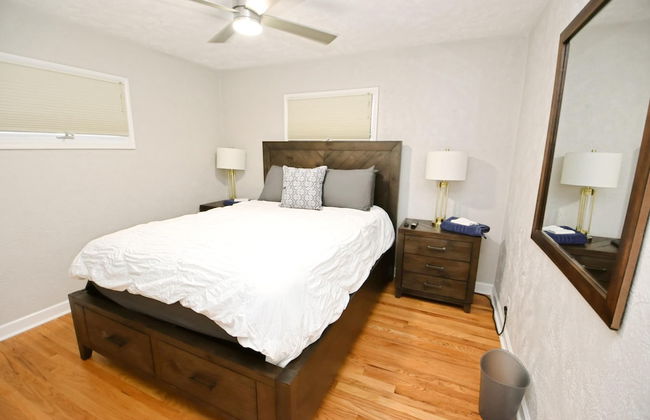 Remodeled Home 1 Mile From Notre Dame 1150 - Foto 7