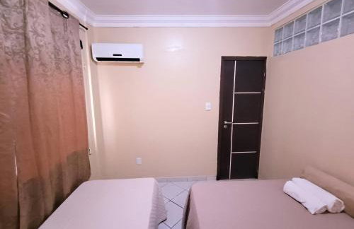 Apto inteiro 3 quartos, sendo duas suítes - Foto 4