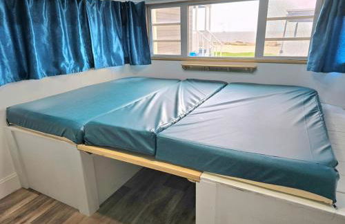 Waterfront Escape - Margie 1974 Silver Streak - Foto 26