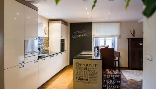 Ferienwohnung Marianne Ortszentrum für Familien 180qm - Foto 5