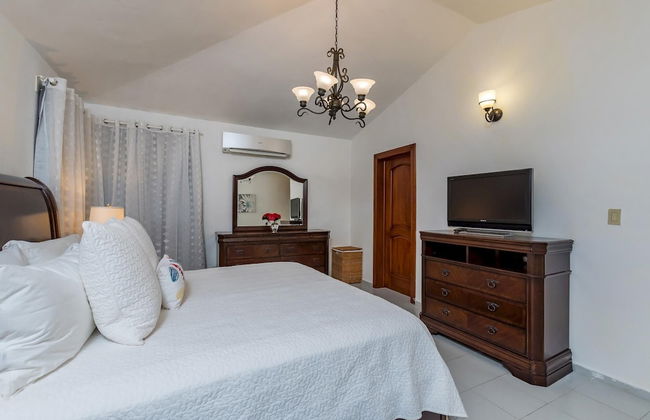 Casa de Campo Villa for Rent in Caribbean Style - With Pool Jacuzzi and Volleyball net - Foto 2