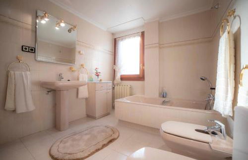 TurJalon - Apartamentos - Photo 30