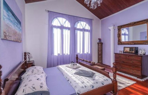 Cozy Home In Srinjine - Photo 25