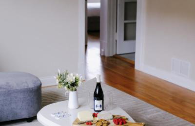 Fitness Pad, Stylish 2BR with Gym in Chicago - Photo 20