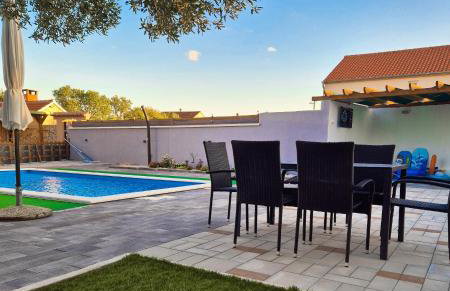Countryside holiday home - pool - big terrace - Foto 4