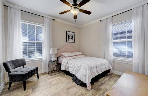 The Jasper Abode - 10 mins to Galleria - Peaceful - Foto 12