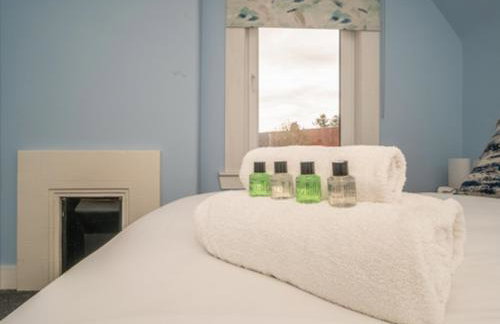 Charming Family House in Rosewell - Pass the Keys - Foto 24