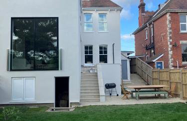 Beach House - Photo 22