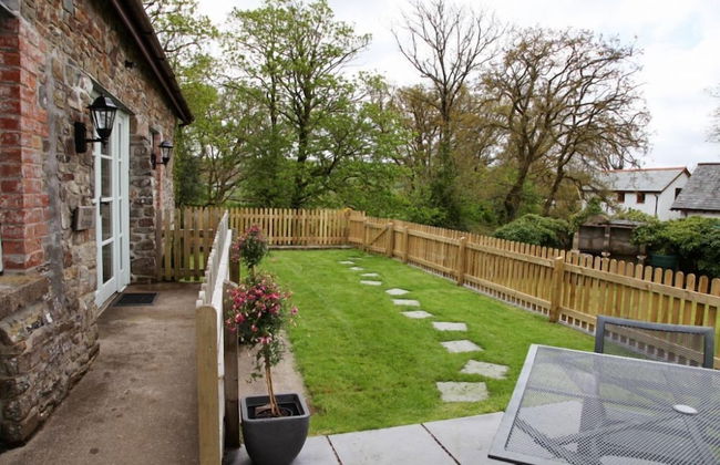 Birchill Farm Holiday Cottages - Photo 52