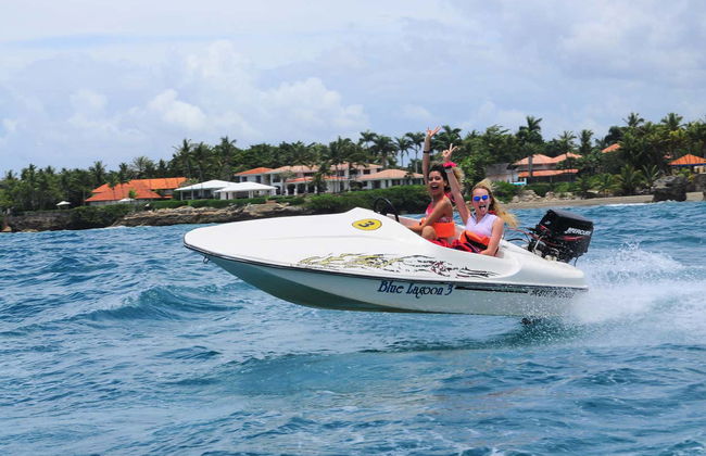 Conducción de lancha rápida por el río Chavón - Foto 1
