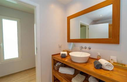 A Caribbean Gem With Stunning Hill and Ocean View - Foto 26