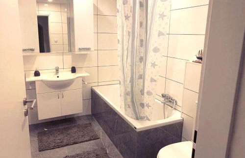 3 bedroom apartment in Leverkusen - Foto 10