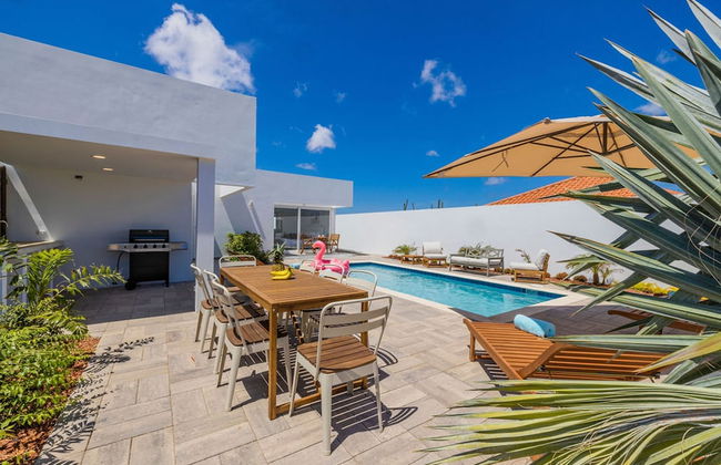 3BR 3BA Newly Built w Private Pool 5 min 2 Beach - Foto 25