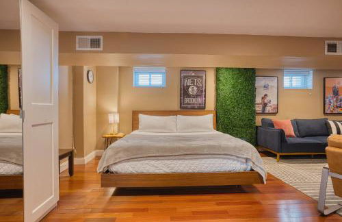 Brooklyn Gem 3 Blocks to Prospect Park - 3 King Beds 1 Queen, Free parking, - Foto 8