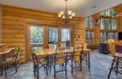 Luxurious Cabin on Castle Rock Lake! Sleeps up to 20! - Foto 8