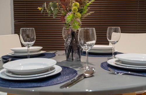 Balcony Waterside 2-Bed Apartment Central Leeds - Foto 22