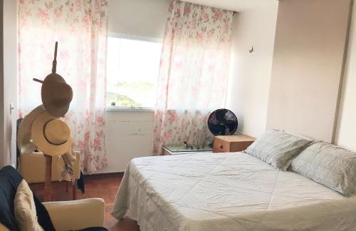 Aconchegante, ótima localização e vista para o mar - Foto 20