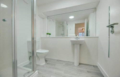 Charltons Bonds Apartments 2B by Week2Week - Foto 11