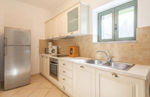 Luxury Villa Nefeli in Stoupa, Private Pool & BBQ - Foto 66