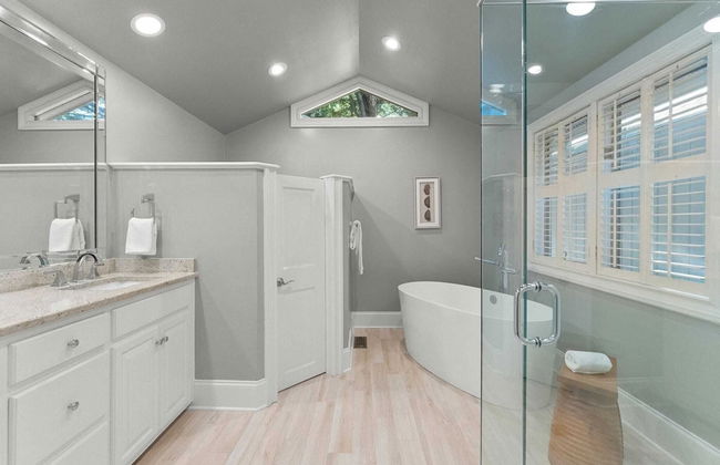 Modern Masterpiece by Avantstay Waterfront + Private Dock - Foto 35