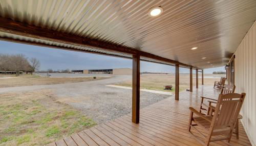 Porch and Fire Pit Ranch Retreat in Blue Ridge! - Foto 3