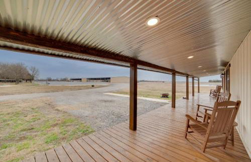 Porch and Fire Pit Ranch Retreat in Blue Ridge! - Foto 3