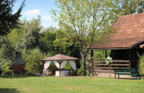 Beautiful Home In Mali Vrh Kamanjski - Foto 1