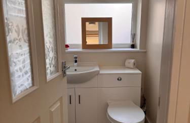 Wend Gardens Annx Carleton Skipton Pet friendly - Photo 17