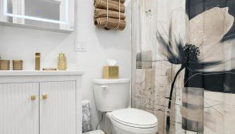 Luxury Hoboken Getaway - 15 Minutes To NYC - Walk To Transit - Great Location - Foto 5, towels, Shower