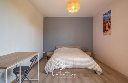 Cœur de Sarthe - Maison 20pers - Balnéo - BBQ - Foto 15