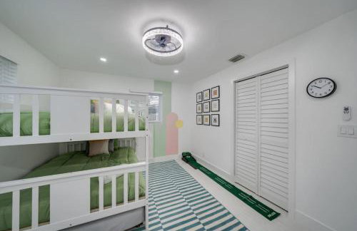 Home with Games Pool Paradise - Foto 21