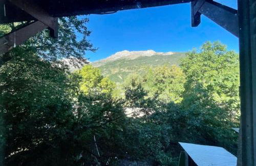 Nice Chalet With View On The Mountain - Photo 10