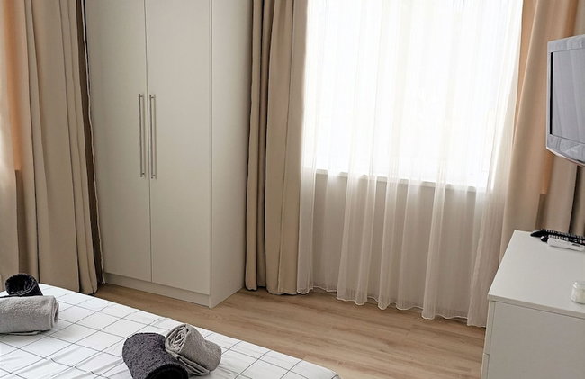 SEA Holisays -4 Rooms Apartment, Burgas, Bulgaria - Foto 9